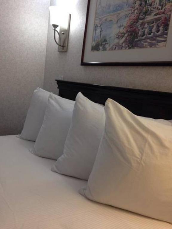 فندق Ramada By Wyndham أبوتسفورد الغرفة الصورة