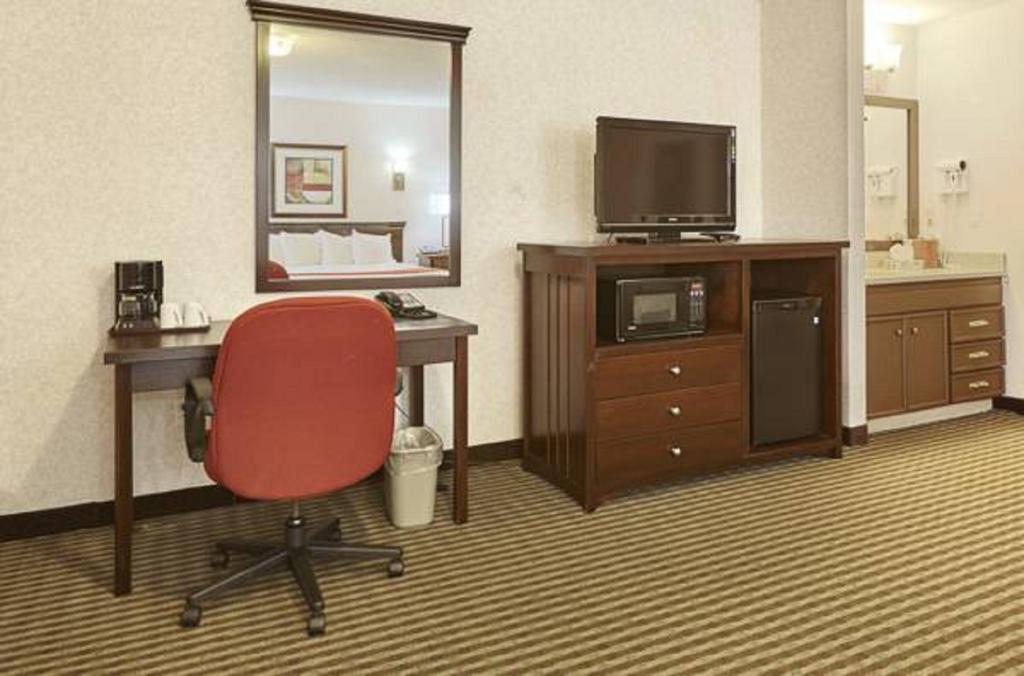 فندق Ramada By Wyndham أبوتسفورد الغرفة الصورة