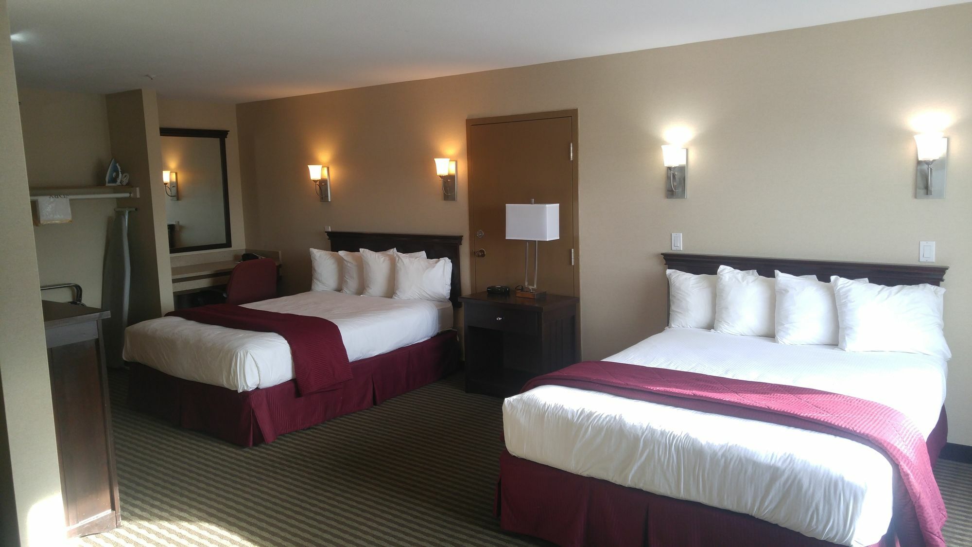 فندق Ramada By Wyndham أبوتسفورد المظهر الخارجي الصورة