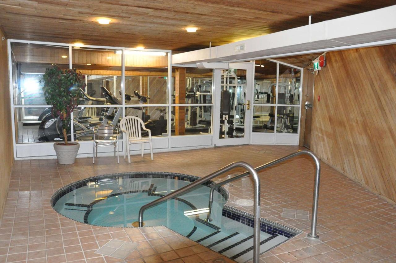 فندق Ramada By Wyndham أبوتسفورد المظهر الخارجي الصورة