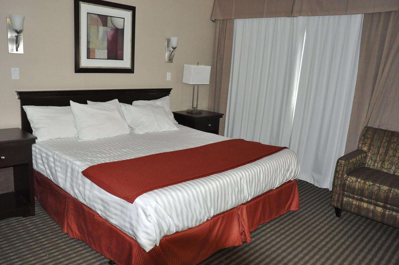فندق Ramada By Wyndham أبوتسفورد المظهر الخارجي الصورة